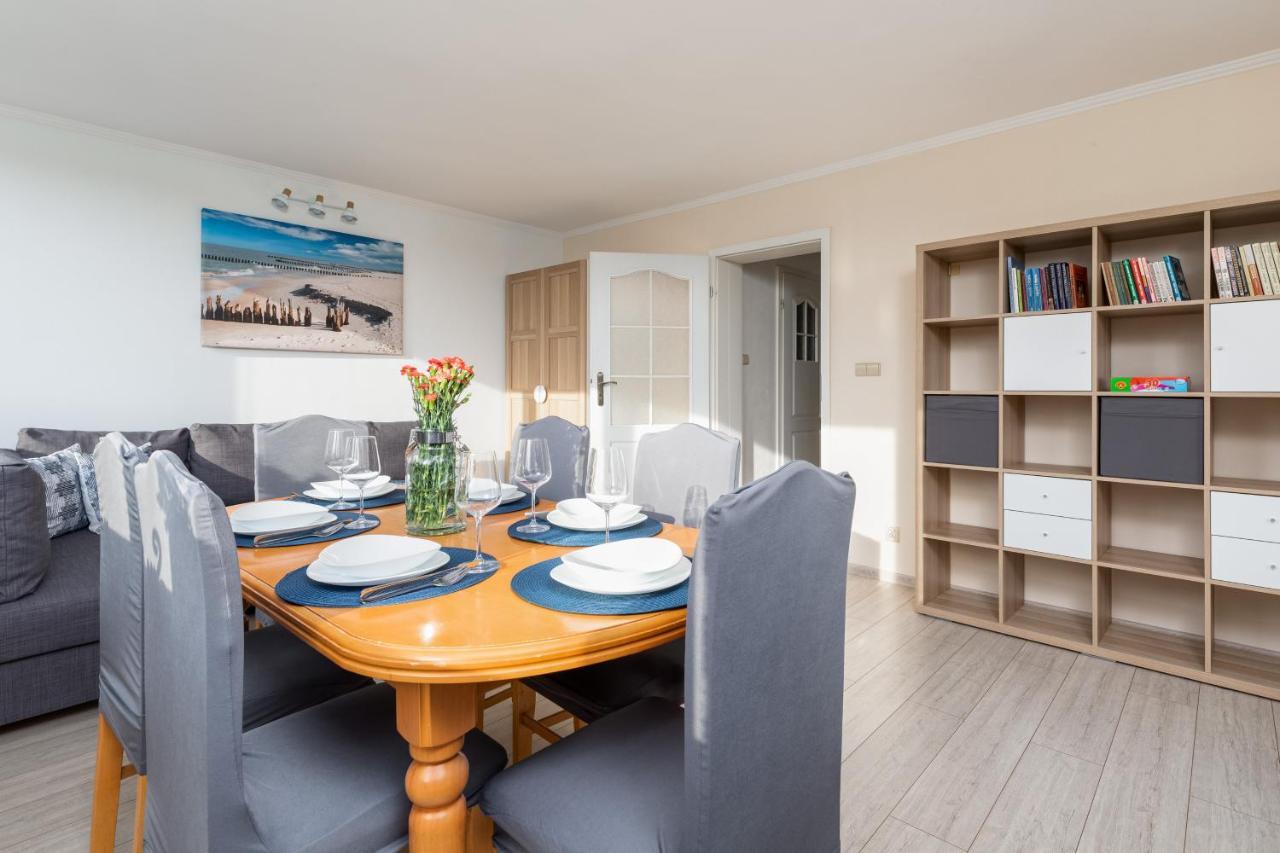 Marynarzy Okrętów Pogranicza By Renters Kołobrzeg